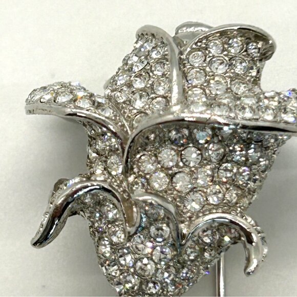 Nolan Miller Rose Brooch, 2002 Anniversary Silver-tone Pave Crystal Rhinestones. - Picture 8 of 16